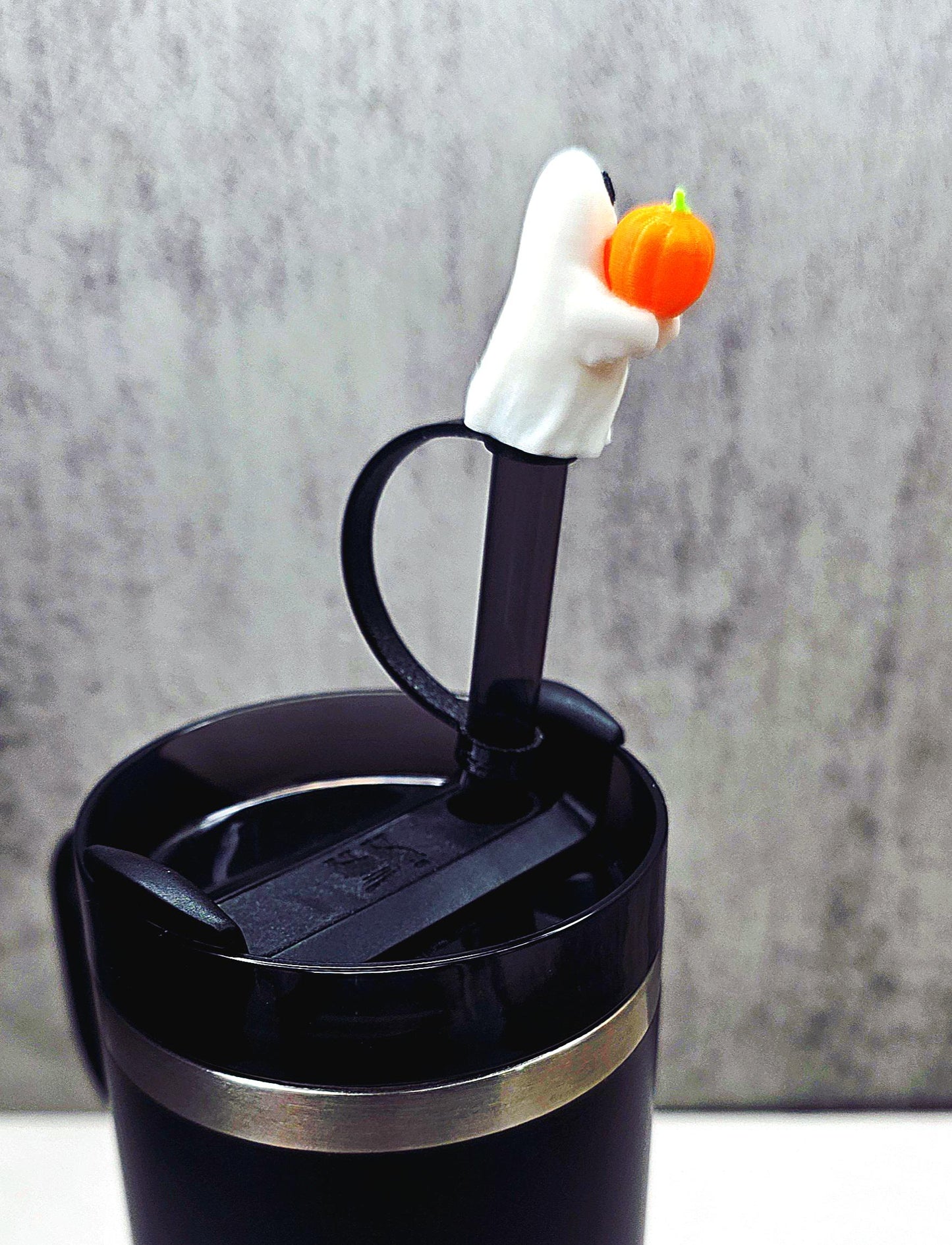 Cute Ghost Holding Pumpkin Stanley Straw Cover – Halloween Tumbler Accessory Charm to Keep Bugs & Debris Out | Fits 20oz 30oz 40oz Cups