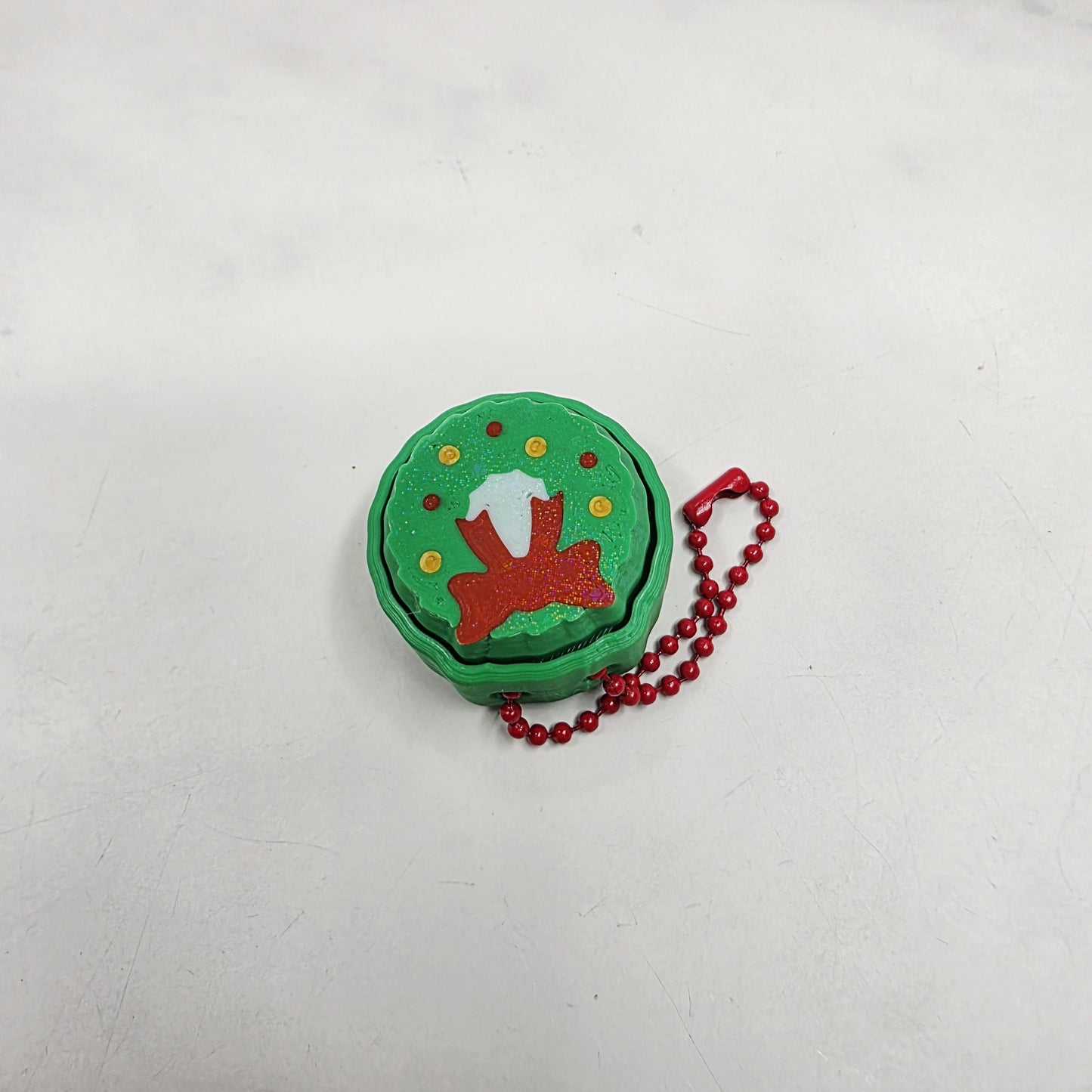 3D Printed Poinsettia & Christmas Wreath Fidget Clicker Keychains | Holiday Stress Relief Toys for Keys, Bags and Stockings