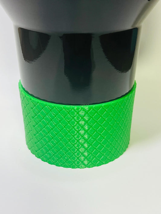 Dragonscale Boot for Stanley Tumblers – Stanley Cup Sleeve for 20oz, 30oz, 40oz – Fantasy-Inspired Grip & Protection Dragon Armor