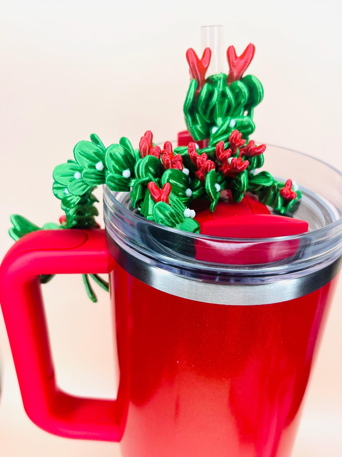 3D Printed Mistletoe Dragon Straw Topper for Stanley Tumblers – Flexible Holiday Tumbler Accessory with Festive Tail & Ribbon | Straw Charms