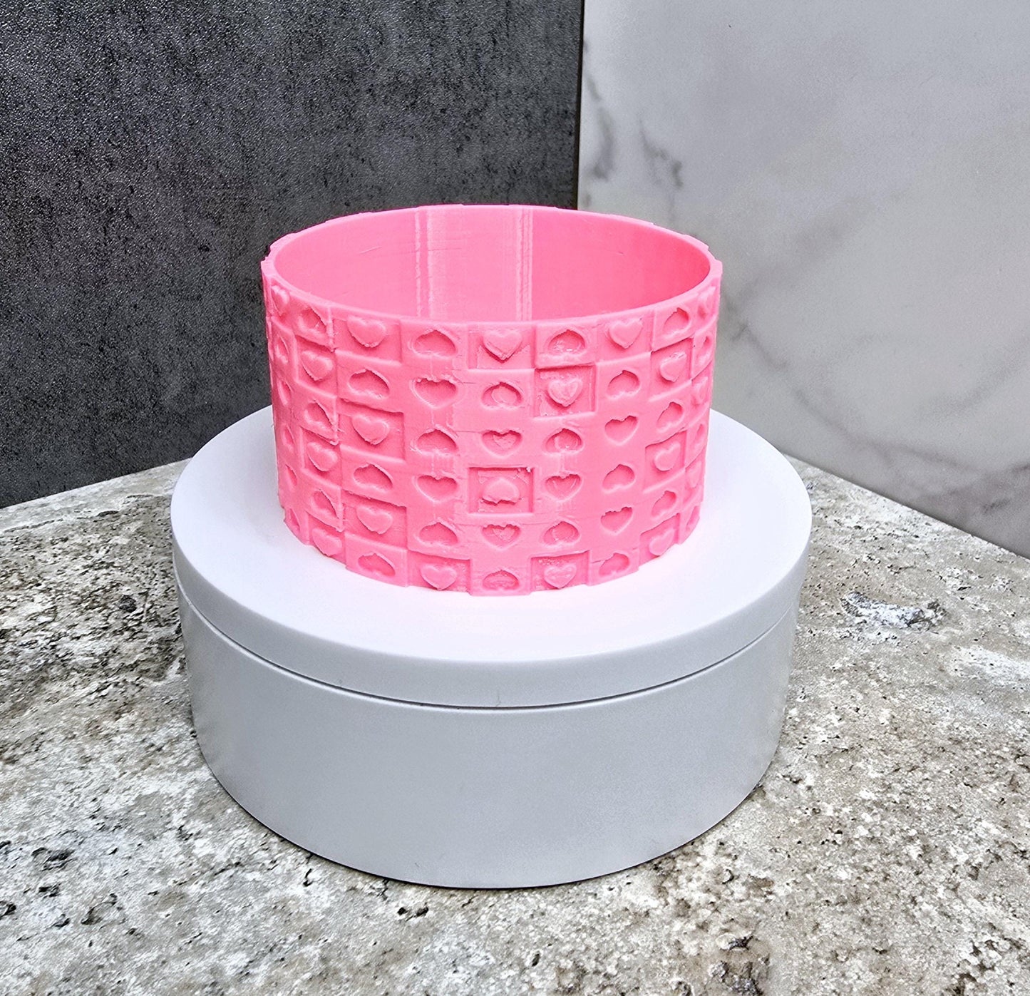 Hearts Tumbler Boot – 3D Printed Protective Sleeve for Stanley 20oz, 30oz, 40oz | Valentine's Day Gift | Cute Heart Pattern | Scratch Guard