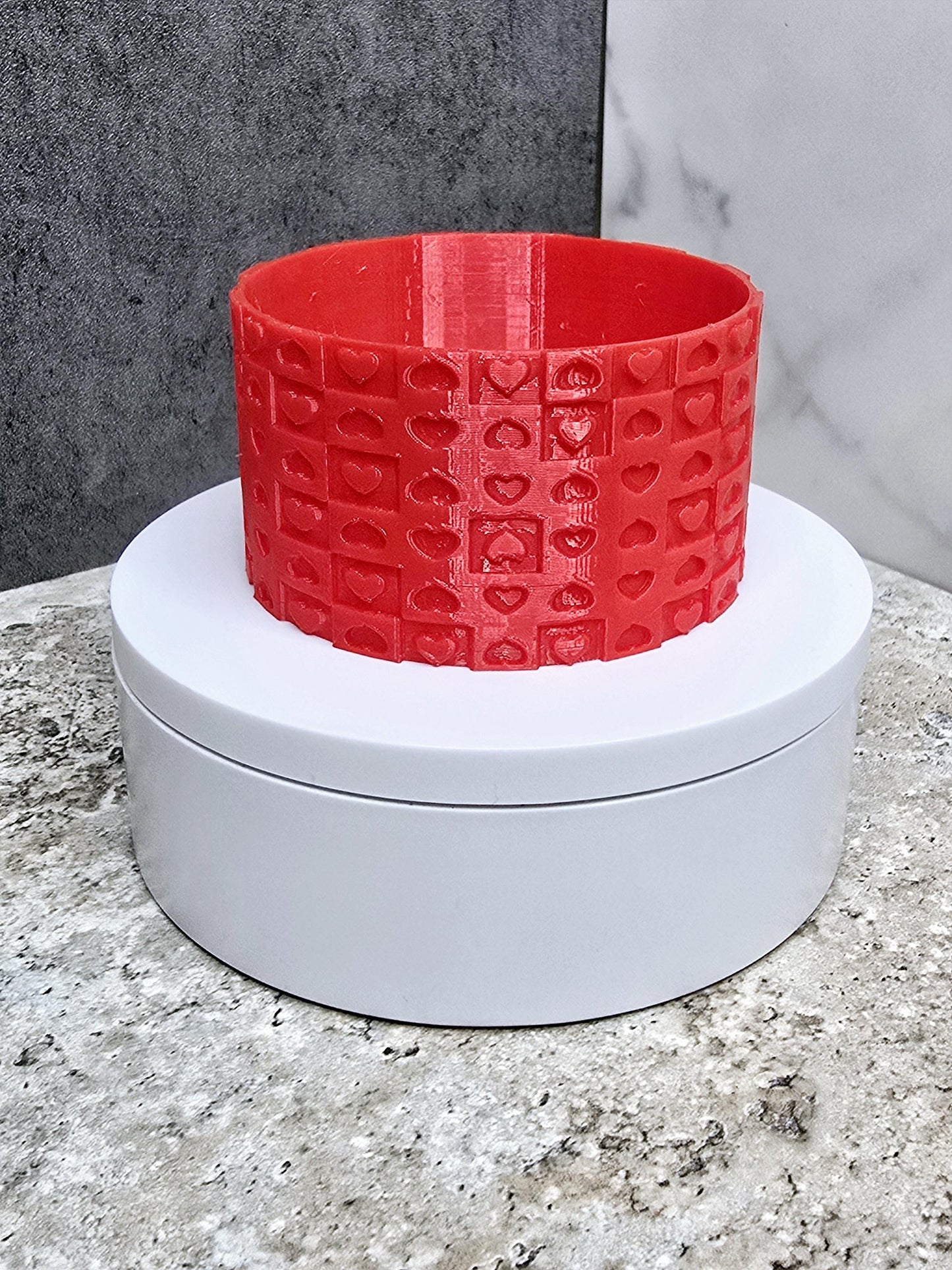 Hearts Tumbler Boot – 3D Printed Protective Sleeve for Stanley 20oz, 30oz, 40oz | Valentine's Day Gift | Cute Heart Pattern | Scratch Guard