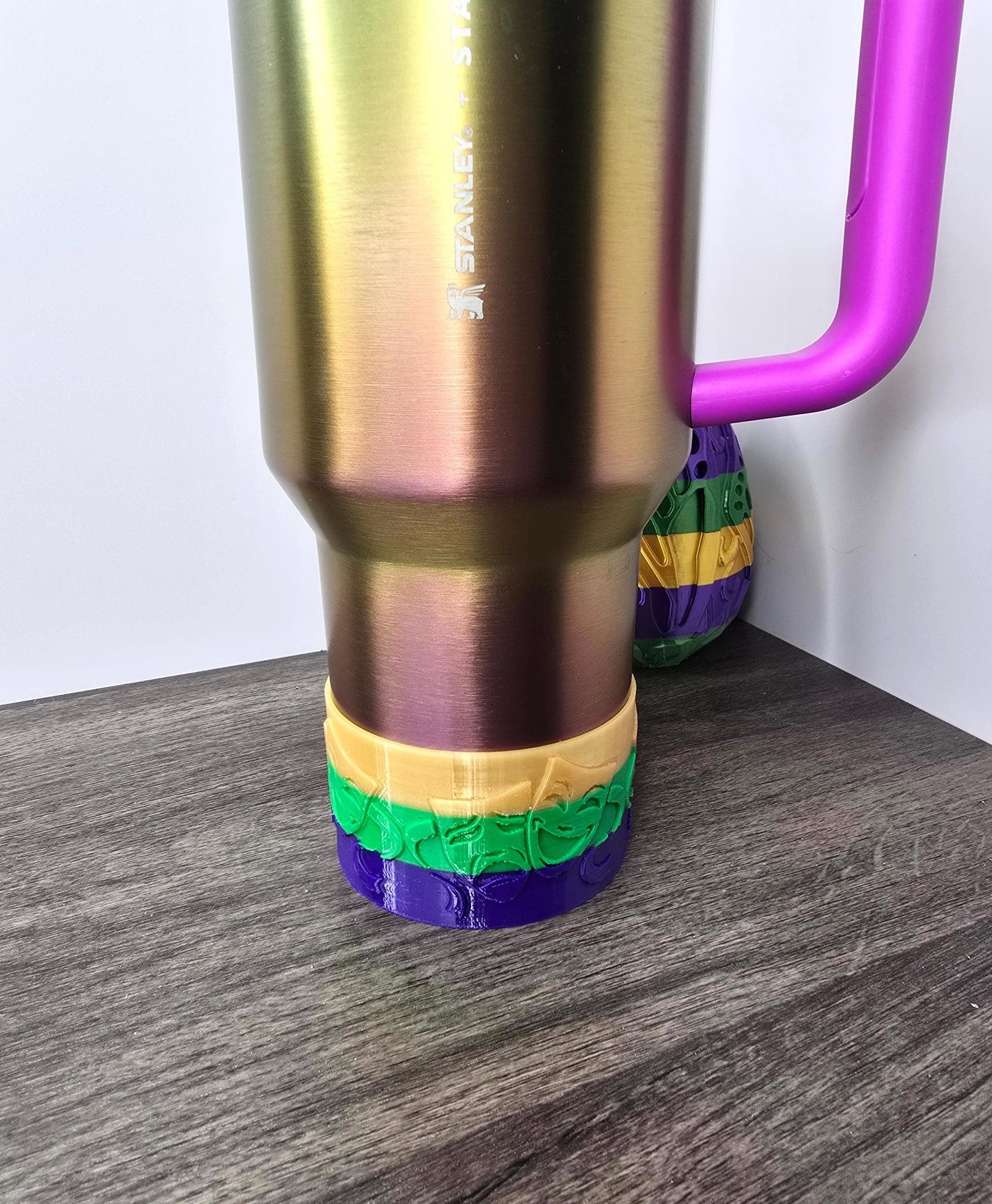 Mardi Gras Mask Boot for Stanley Tumblers – 3D Printed Cup Sleeve in Green, Purple & Gold – Fits 20oz, 30oz, 40oz Drinkware Accessories