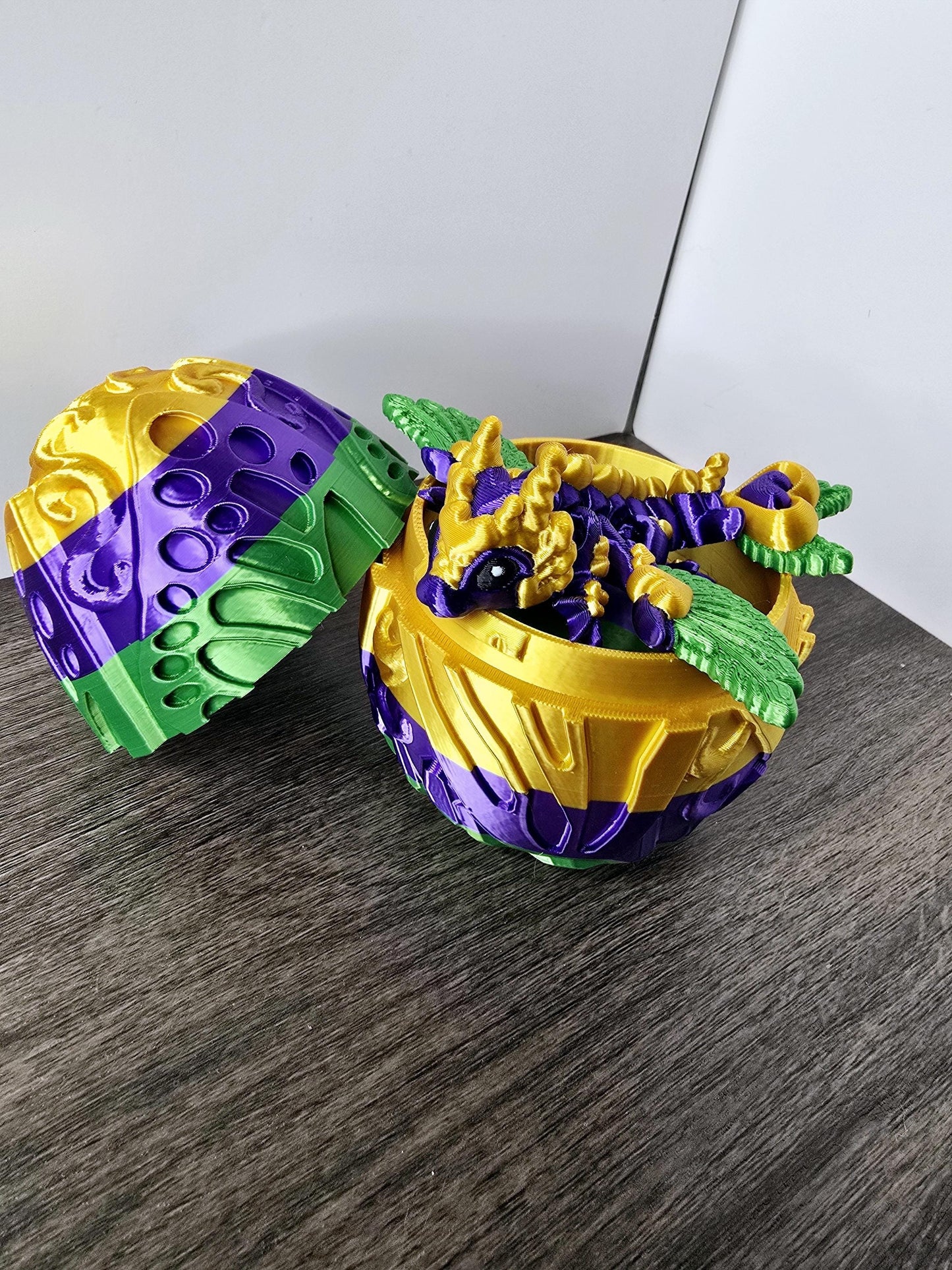 Cute 3D Printed Tiny Heart Dragon Straw Cover – Mardi Gras-Inspired Tumbler Accessory for Stanley Cups, Flexible Lid Topper Tumbler Charm
