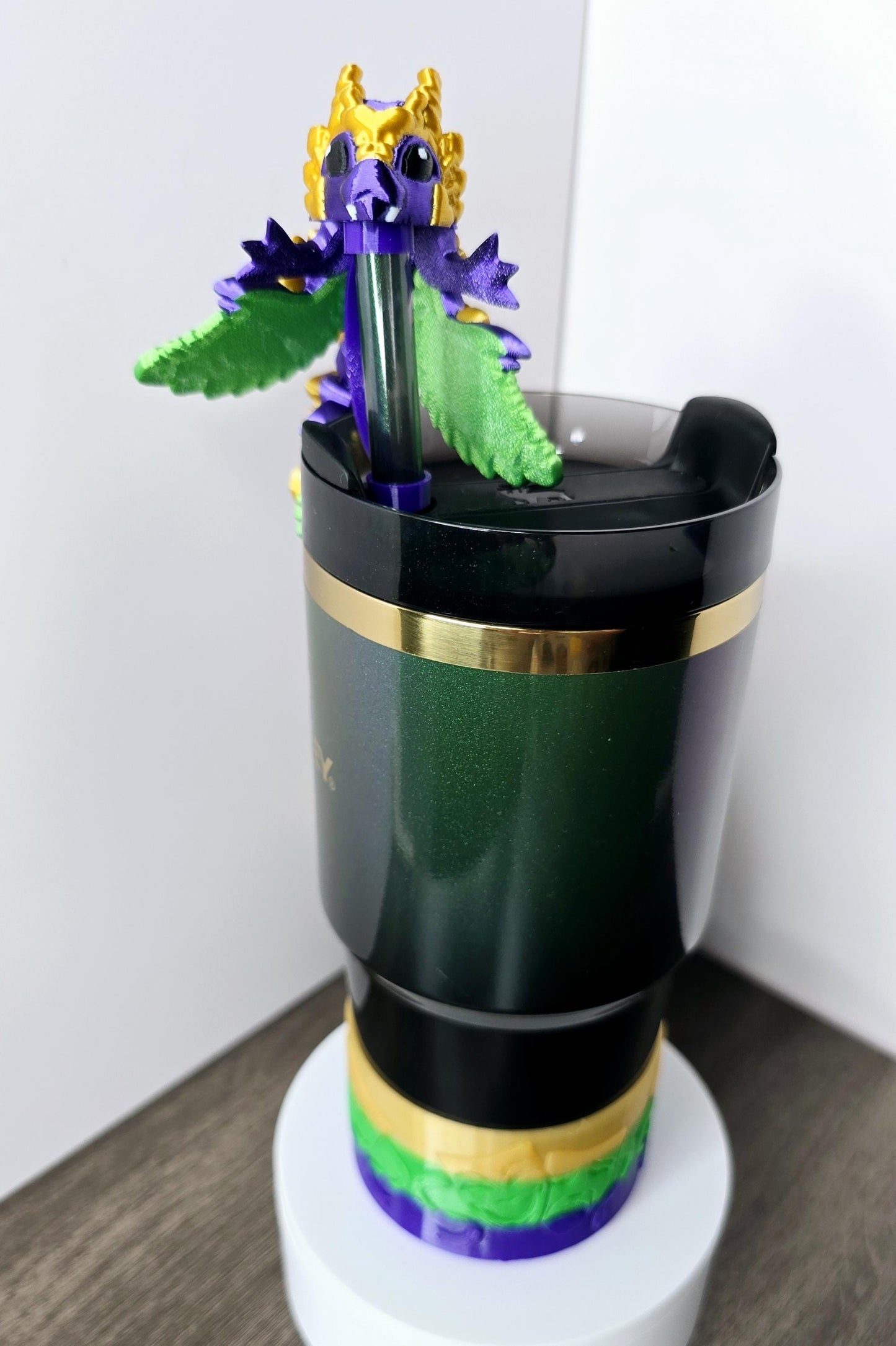 Cute 3D Printed Tiny Heart Dragon Straw Cover – Mardi Gras-Inspired Tumbler Accessory for Stanley Cups, Flexible Lid Topper Tumbler Charm