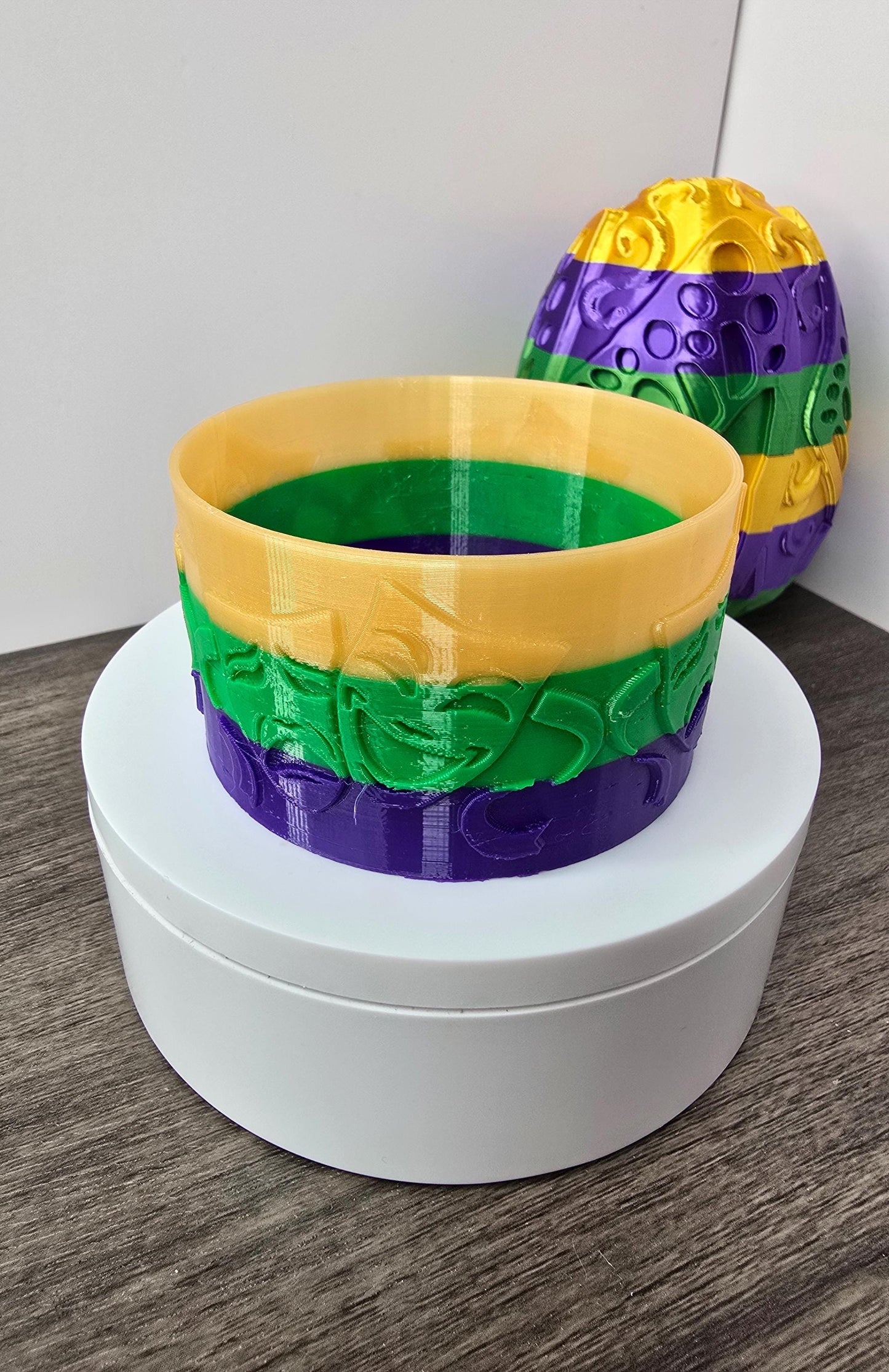 Mardi Gras Mask Boot for Stanley Tumblers – 3D Printed Cup Sleeve in Green, Purple & Gold – Fits 20oz, 30oz, 40oz Drinkware Accessories