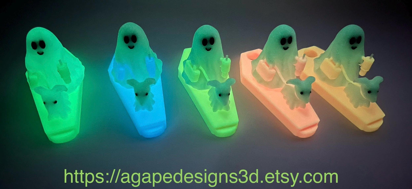 Cute Glow-in-the-dark ghost walking dog lid topper for 30/40oz Stanley! Charged by light, spooky-cute, and perfect for Halloween