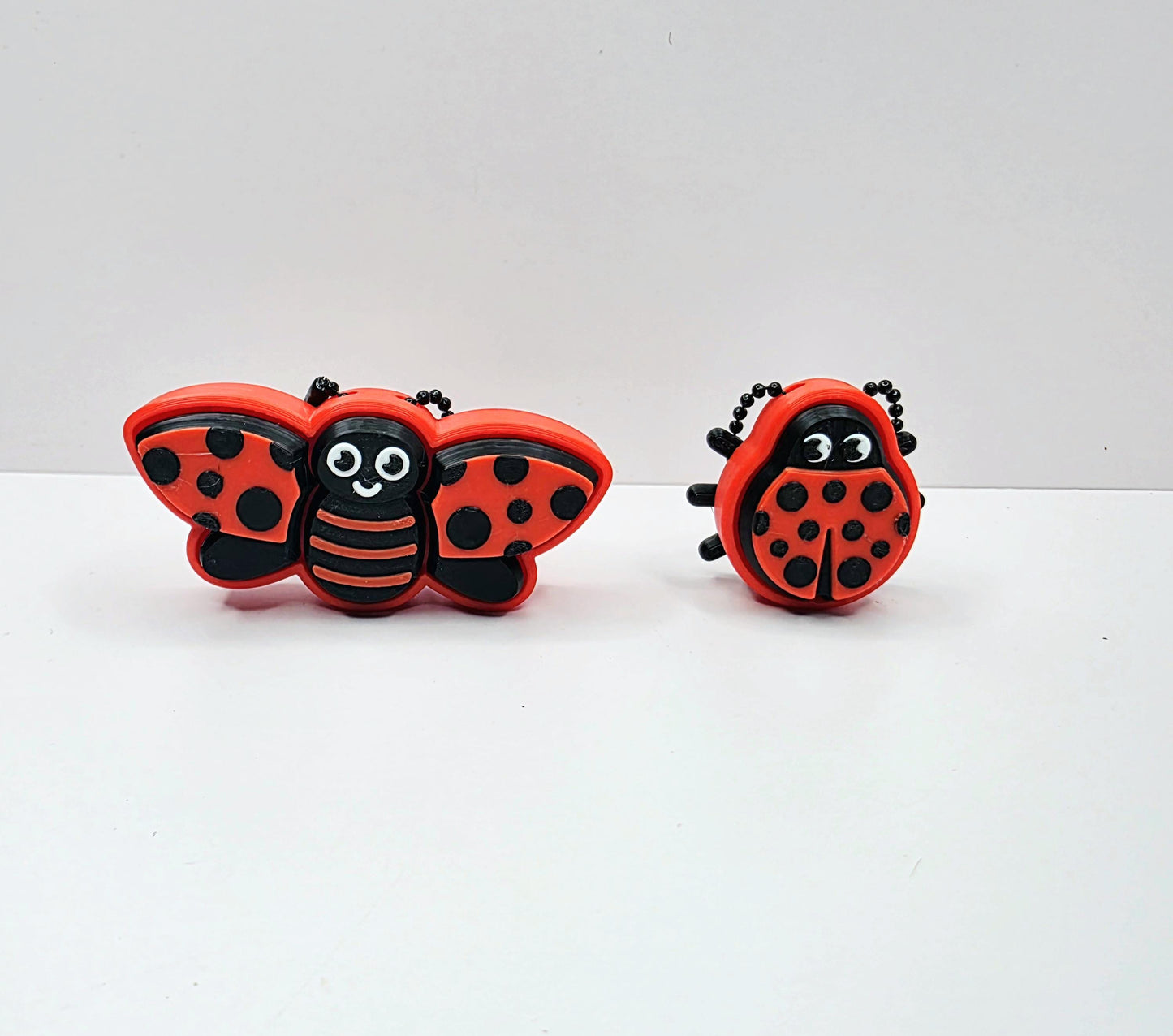3D Printed Ladybug Fidget Clicker Keychain – Open Wings or Closed Wings | Mechanical ADHD Anxiety Stress Relief | Focus and Sensory Support